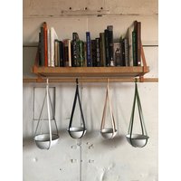 Pflanzenaufhänger Aus Leder Pflanzenaufhänger Aus Leder von fluxproductions