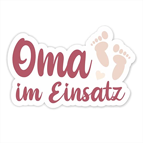 Oma im Einsatz Auto Aufkleber 12,5 x 8 cm Folie Sticker Kids Baby lustig süß 10 schnuller Herz Fußabdruck Fuß Tuning Decal von folien-zentrum