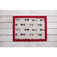 Leinen Platzset - Dackel Und Basset Design Mit Rotem Rand von formaliberum