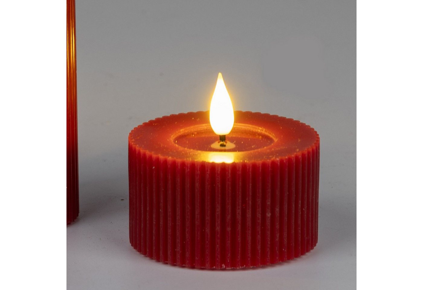 formano LED-Kerze Rot, Durchmesser 7.5 cm, Farbe: Rot, Motiv: Rillen von formano