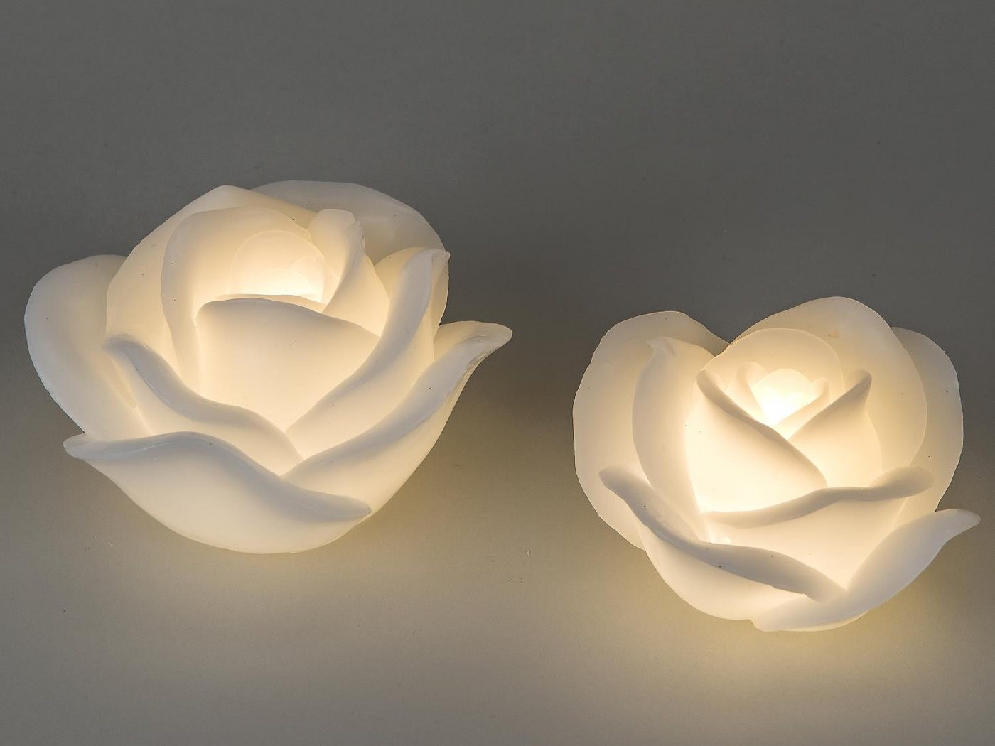 formano LED-Kerze Weiß, Durchmesser 13 cm, Mit Timerfunktion, Weiß, Motiv: Rose formano LED-Kerze Weiß, Durchmesser 13 cm, Mit Timerfunktion, Weiß, Motiv: Rose von formano