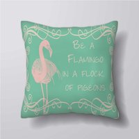 Seien Sie Ein Flamingo in Einer Herde Von Tauben - Kann Anpassbar Personlized Kissen Abdeckung Fall Oder Gefüllt Mit Einsatz Seien Sie Ein Flamingo in Einer Herde Von Tauben - Kann Anpassbar Personlized Kissen Abdeckung Fall Oder Gefüllt Mit Einsatz von foxyNfoxy