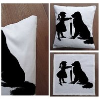 Vintage Silhouettekleine Mädchen Und Hund - Kissen-Abdeckung Fall Oder Gefüllt Mit Einsatz von foxyNfoxy