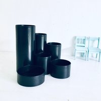Space Age Stiftehalter Pop Art 70S Germany Pencil Kunststoff Halter Designstück Kult Schwarz Schreibtisch Stifte Utensilo Klassiker von fraeuleinalpenrose