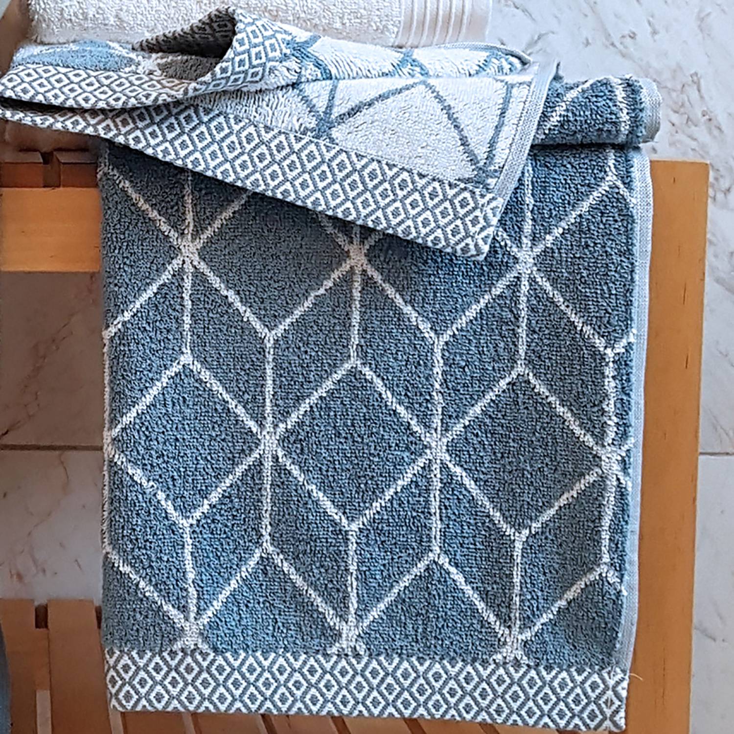 home24 Duschtuch Design Jacquard II 67 x 140cm Blau/Blau home24 Duschtuch Design Jacquard II 67 x 140cm Blau/Blau von home24