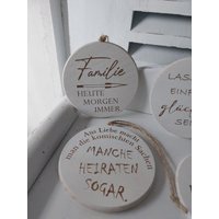Runde Holzschilder Mit Graviertem Spruch Kleines Geschenk Für Jeden Anlass von frenchandshabby