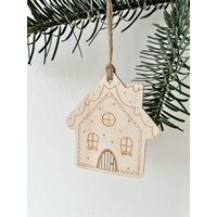 Lebkuchenhaus Weihnachts-Kugeln, Weihnachtensgeschenk | Frilly Designs von frillydesignsshop