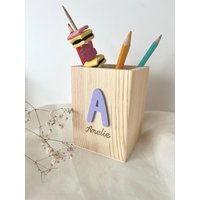 Personalisierter Stiftehalter Aus Holz | Geschenk Zur Einschulung Schreibtisch Accessoires Stiftebecher Frilly Designs von frillydesignsshop