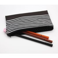 Kleine Streifen Stiftemäppchen Schwarz Weiß Mit Kunstleder Boden Federmäppchen Etui von fuersherz