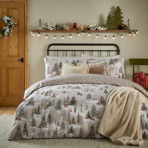 Furn. Forest Festivities Bettbezug-Set – Wendbare Weihnachtsbettwäsche im Walddesign (Natur – Einzelbett) von furn.