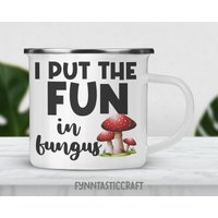 Pilz Emaille Camping Becher Jagd Spaß in Liebe Dekor Kunst Mykologe Geschenk Suche von fynntasticcraft
