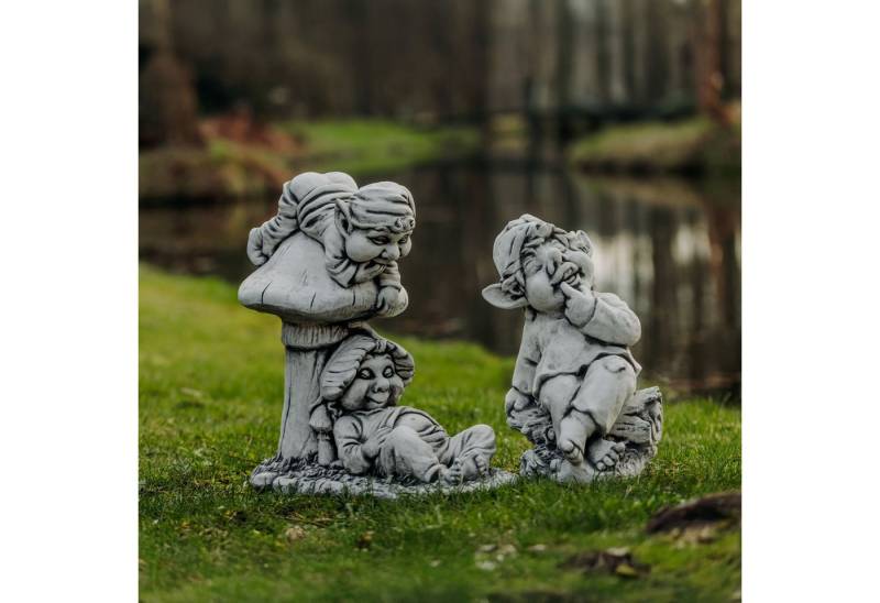 gartendekoparadies.de Gartenfigur Gnome Freunde 2er-Set Steinfiguren Wichtel, H. 48 cm / 36 cm, Frostsicher gartendekoparadies.de Gartenfigur Gnome Freunde 2er-Set Steinfiguren Wichtel, H. 48 cm / 36 cm, Frostsicher von gartendekoparadies.de