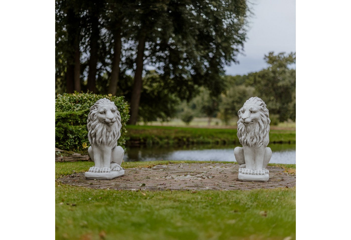 gartendekoparadies.de Gartenfigur Große Löwen Statuen Leo, H. 92 cm, je 198 kg (Löwen-Set), (1 St., 2er-Set), Frostsicher von gartendekoparadies.de