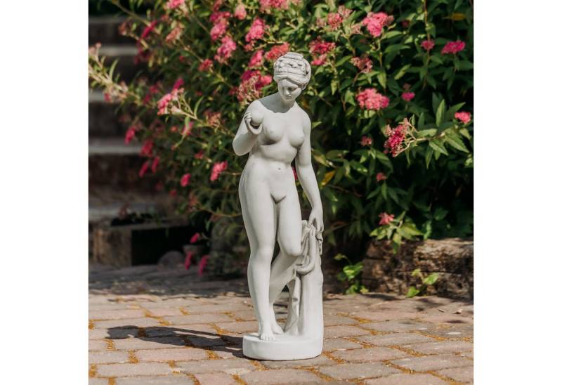 gartendekoparadies.de Gartenfigur Statue der Venus mit Apfel, Steinfigur, H. 59 cm, 9 kg, frostsicher von gartendekoparadies.de
