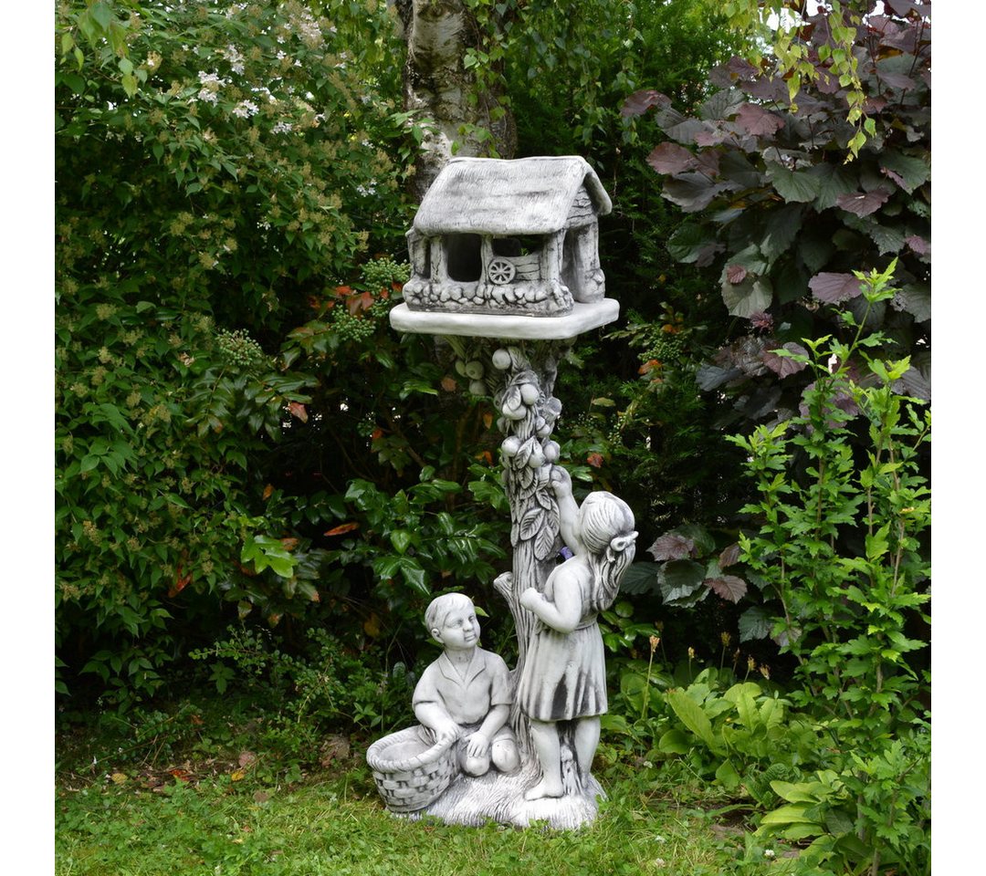 gartendekoparadies.de Gartenfigur Junge und Mädchen mit Einer Vogelhaus, Steinfigur, H. 138 cm, 122 kg, Frostsicher gartendekoparadies.de Gartenfigur Junge und Mädchen mit Einer Vogelhaus, Steinfigur, H. 138 cm, 122 kg, Frostsicher von gartendekoparadies.de