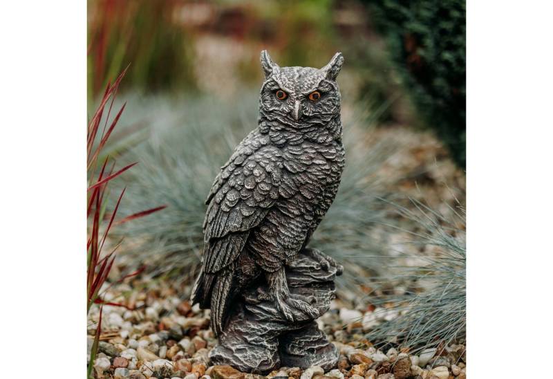 gartendekoparadies.de Gartenfigur Eule Uhu mit Gefieder, Steinfigur, H. 41 cm, 12 kg von gartendekoparadies.de