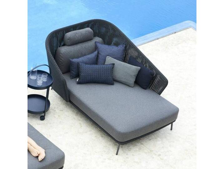 Cane-line Mega Daybed, links von gartenmoebel-company