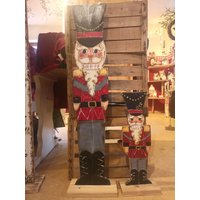 Nussknacker in 2 Größen Nussknacker in 2 Größen von generationenladen