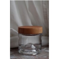 Dose Glas von gewachsenundgeoelt