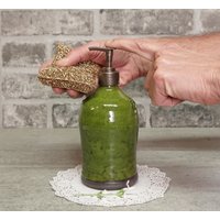 Handgetöpferte Seifenspender Aus Keramik Dunkelgrüne Rustikale Keramik Handgetöpferte Seifenspender Aus Keramik Dunkelgrüne Rustikale Keramik von gidizivanpottery