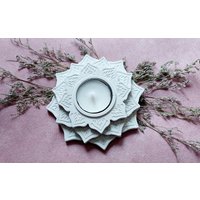 Teelichthalter Kerzenständer Kerzenhalter Geschenk Mitbringsel Glückslicht Wunschlicht Mandala Blume Teelicht Geburtstag Kerzendeko Handmade von gliglaGLUECKlich