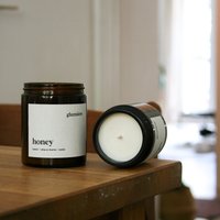 Dark Honey & Tobacco Candle - Honig Duftkerze Sojawachs Im Glas Mit Deckel Kerze Apothekerglas Handmade & Vegan 180 Ml von glumiere