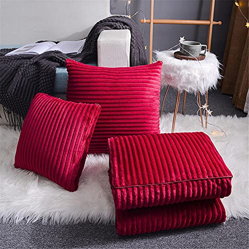 Kissendecke 2 in 1​ Reisedecke Kissen Quilt Multifunktionale Kissen Decke Nackenstützkissen Soft & Warm Nap Mat Kissen für Schlafsofa Bürostuhl （rot） von goodFarewell