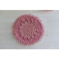 Pinkes Häkeldeckchen 16 cm Großer Acryl-Untersetzer, Tischdekoration von gull808