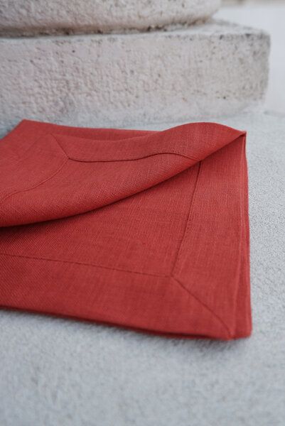 gust. Leinenservietten – Linen napkins – 100% Bio-Leinen – 2er Set gust. Leinenservietten – Linen napkins – 100% Bio-Leinen – 2er Set von gust.