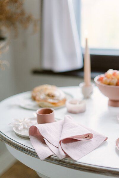 gust. Leinenservietten – Linen napkins – 100% Bio-Leinen – 2er Set gust. Leinenservietten – Linen napkins – 100% Bio-Leinen – 2er Set von gust.