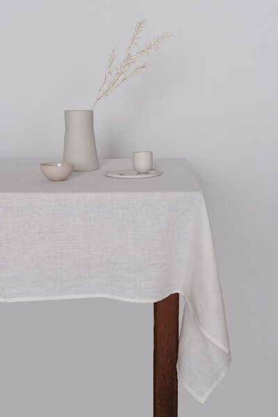 gust. Leinentischdecke – Linen Tablecloth - 100% Bio-Leinen von gust.