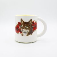 Getigerte Zärtlichkeit Mohnkatzen-Keramik-Tasse | Handgemachtes Süßes Kätzchen Portrait Kaffeebecher Teetasse Dieser Artikel Ist Sofort Versandfertig von hadleyclay