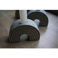 Kerzenständer | Kerzenhalter Beton Regenbogen Handmade Kerzenständer | Kerzenhalter Beton Regenbogen Handmade von hallodadraussen