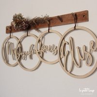 Namensring Für Traumfänger/Namensschild Türkranz Kinderzimmer Holzring Personalisiert Trockenblumenkranz Namensring Für Traumfänger/Namensschild Türkranz Kinderzimmer Holzring Personalisiert Trockenblumenkranz von hallopetitloup