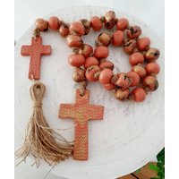 Rustikale Bauernhaus Kreuz Girlande Beunruhigte Keramikperlen Für Boho Urlaub Mantel & Tür Dekor von handmadebyfofo