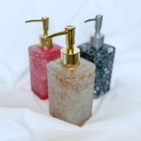 Seifenspender Personalisiert Aus Resin | Geschenk Für Freundin Mama Geburtstag Epoxidharz Fürs Badezimmer |Duftspender|Raumduft/-Spender von handmadebytisa