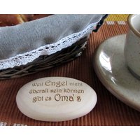 Handschmeichler Holzstein Dekostein | Oma Handschmeichler Holzstein Dekostein | Oma von hebraHolzGeschenke