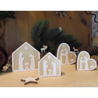 Kleine Holz Krippe/Weihnachtskrippe Heilige Familie Kinderkrippe Weihnachts-Adventdeko Dankeschöngeschenk von hebraHolzGeschenke