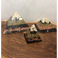 Orgonit Pyramide - Schutz Vor Strahlungen von heilsteinchen