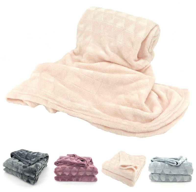 Wohndecke Soft Flanell Kuscheldecke Triangel Raute Sofadecke, heimtexland, super weich und flauschig, Allergiker geeignet, atmungsaktiv von Heimtexland