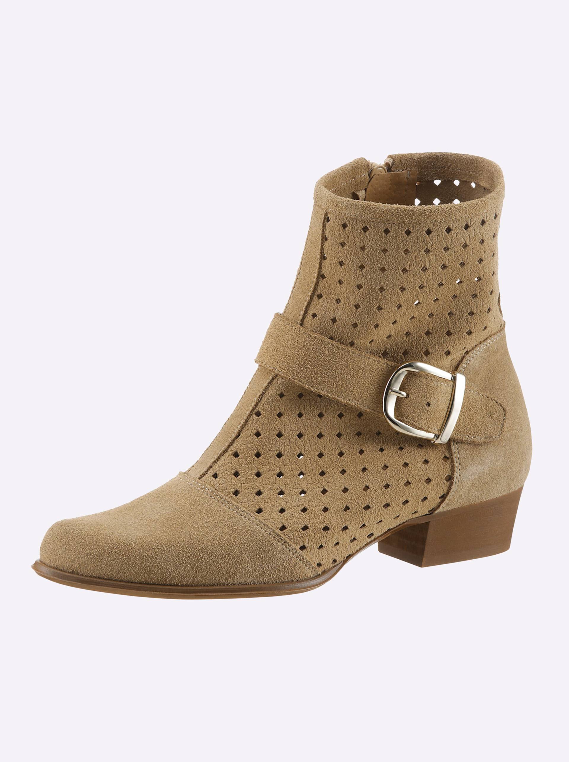 Stiefelette in sand von heine von heine