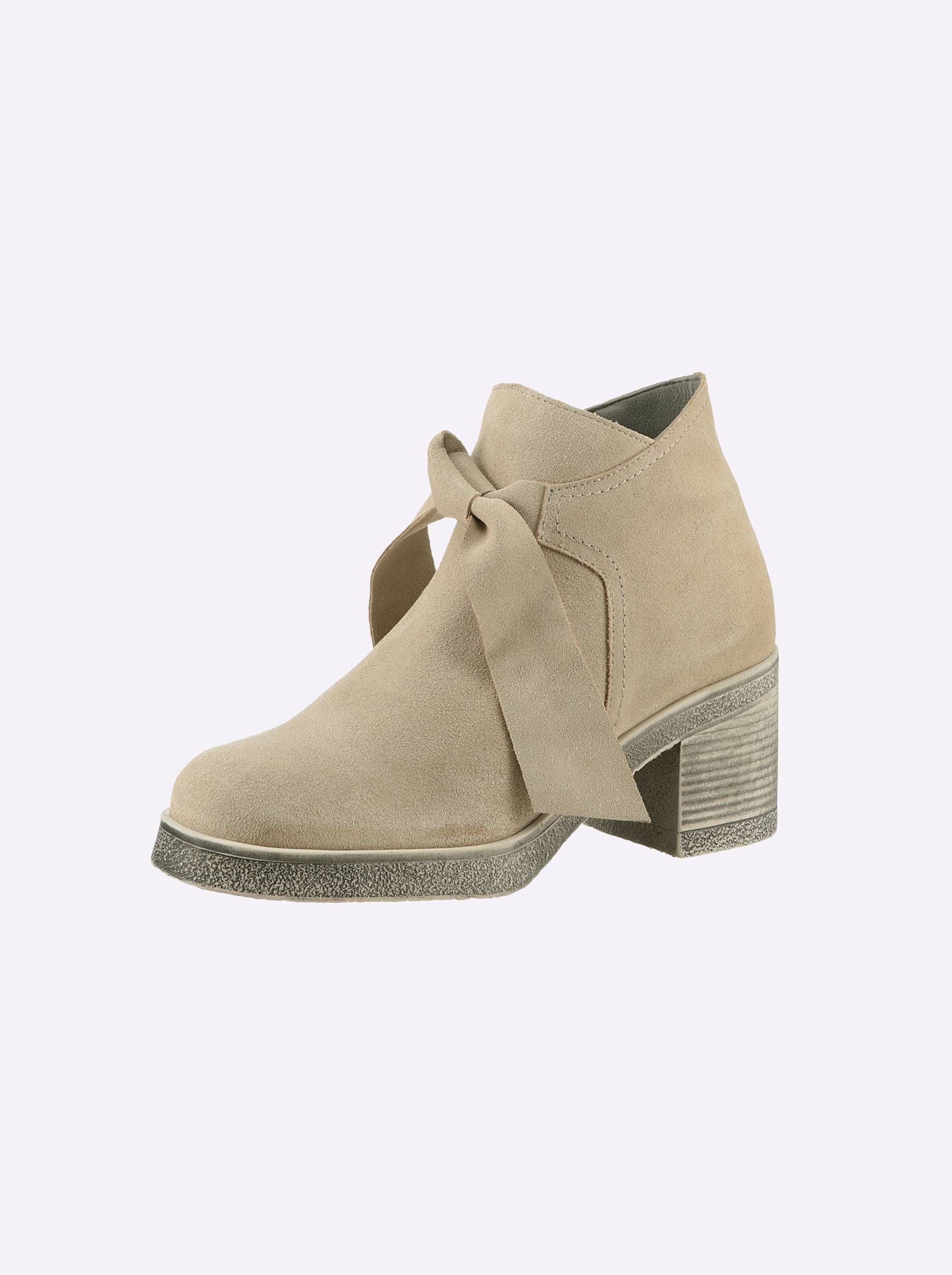 Stiefelette in sand von heine von heine