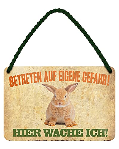 Hier wache ich Kaninchen Blechschild - Deko Metallschild mit Kordel und Saugnapf - Hängeschild für Kaninchenstall - Kaninchenhaus Dekoration Zubehör - lustiges Hinweisschild - Warnschild - 18x12cm von helges-shop