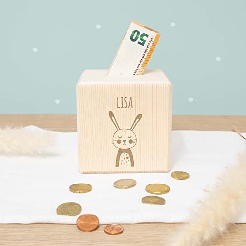 Personalisierte Kinder Spardose mit Namen aus Holz Geschenk Geschenkideen zum Geburtstag zur Einschulung, Taufe, Geburt Gravur MotivSparschwein für Jungen und Mädchen hellomini (Hase) von hellomini