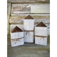 Holzhaus "Hyggehus" Häuschen Landhausstil Deko Shabby Haus Einzeln Oder 3-Er Set Holzhaus "Hyggehus" Häuschen Landhausstil Deko Shabby Haus Einzeln Oder 3-Er Set von herzbewohntshop