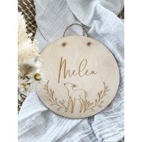Holzschild Reh Und Wunschname Graviert Holzschild Reh Und Wunschname Graviert von herzundspaene