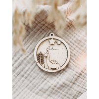 Langhalsdino Baumanhänger Christbaumkugeln Mit Namen Langhalsdino Baumanhänger Christbaumkugeln Mit Namen von herzundspaene