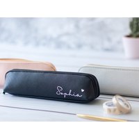 Personalisiertes Federmäppchen | Kosmetiktasche Mit Wunschname Verschiedene Farben Geschenkidee Für Ostern, Konfirmation, Muttertag von himmelhochART