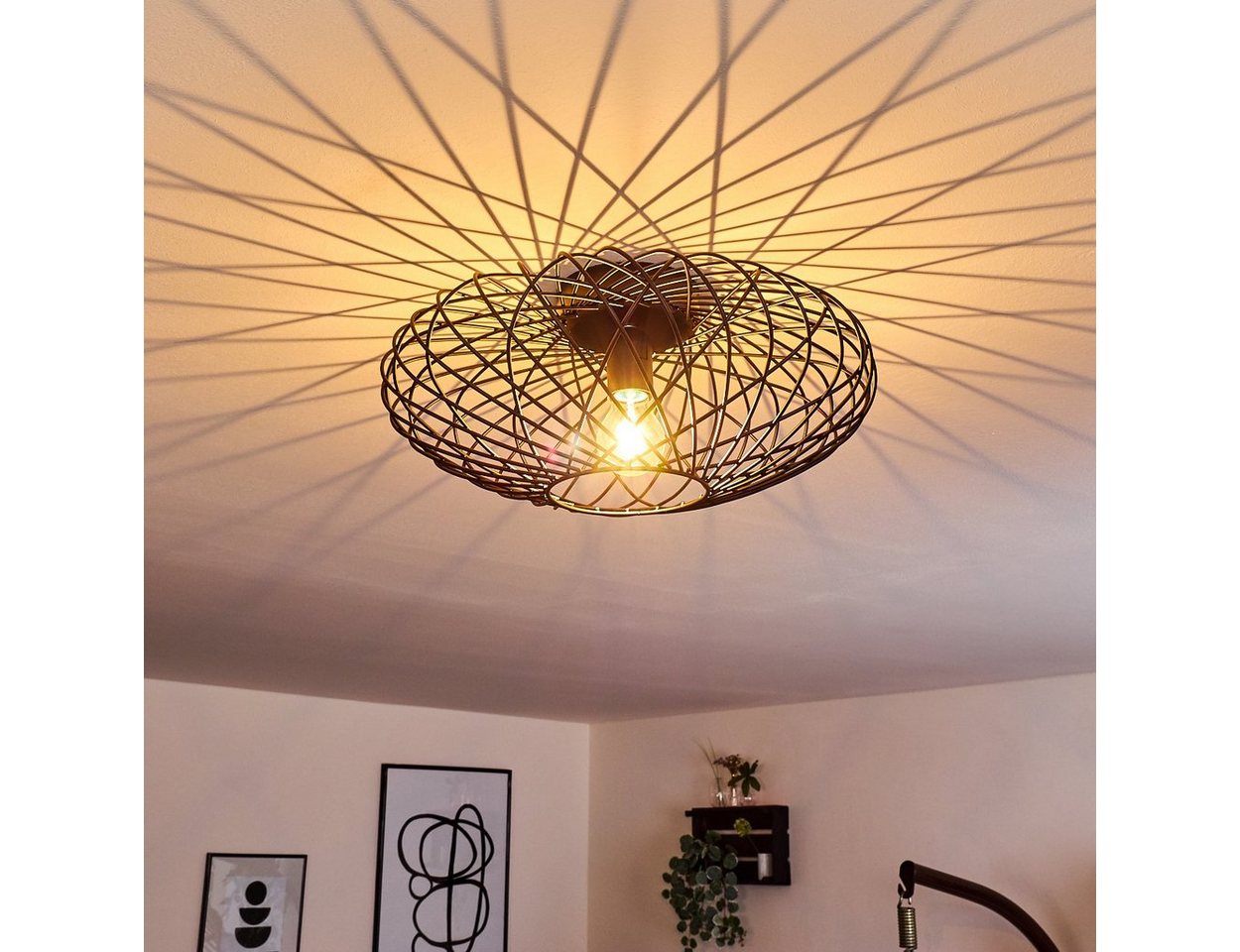 hofstein Deckenleuchte »»Pieris« Deckenlampe aus Metall in Schwarz, 1-flammig, 1 x E27-Fassung max. 60 Watt, moderner Leuchte im Retro/Vintage Design m. Gitter u. Lichteffekt an der Decke, LED geeignet« hofstein Deckenleuchte »»Pieris« Deckenlampe aus Metall in Schwarz, 1-flammig, 1 x E27-Fassung max. 60 Watt, moderner Leuchte im Retro/Vintage Design m. Gitter u. Lichteffekt an der Decke, LED geeignet« von hofstein