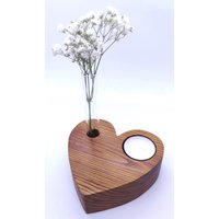 Holzherz Mit Kleiner Vase Und Teelicht Holzherz Mit Kleiner Vase Und Teelicht von holzerfreut
